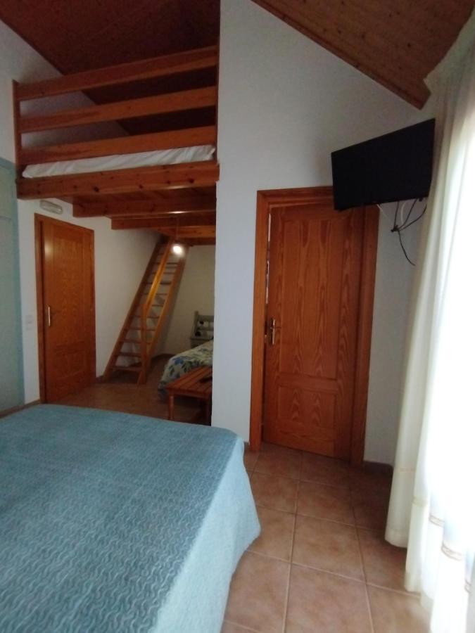 Hostal Restaurant Paca Riumar Dış mekan fotoğraf
